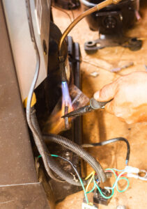 Conserto de Geladeira em Florianópolis-SC | Assistência Técnica Perto de Mim servico-conserto-geladeira