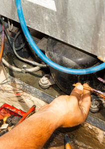 Conserto de Geladeira em Florianópolis-SC | Assistência Técnica Perto de Mim servico-conserto-geladeira (4)
